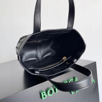 【BOTTEGA VENETA】ボッテガヴェネタ スーパーコピー イントレチャートレザーのスモールトートバッグ ネロ（754916VCPP11019）