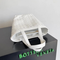 【BOTTEGA VENETA】ボッテガヴェネタ スーパーコピー イントレチャートレザーのスモールトートバッグ（754916VCPP19104）