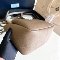 【PRADA】プラダ スーパーコピー ヴィッテロダイノソフトレザー スモール ハンドバッグ サンド（1BC145_2DKV_F02YP_V_3OO）