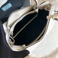 【PRADA】プラダ スーパーコピー ヴィッテロダイノソフトレザー スモール ハンドバッグ ホワイト（1BC145_2DKV_F0009_V_3OM）