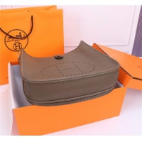 【HERMES】エルメス スーパーコピー エヴリンIII ハンドバッグ エトゥープ（H056277CK18）