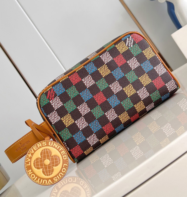 【Louis Vuitton】ルイヴィトン スーパーコピー ロッカー ドップ･キット マルチカラー（N00151）