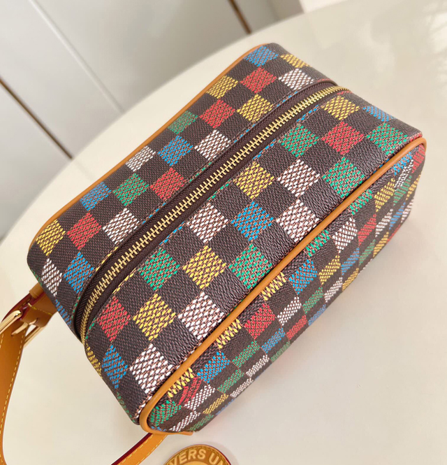【Louis Vuitton】ルイヴィトン スーパーコピー ロッカー ドップ･キット マルチカラー（N00151）
