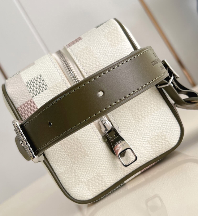 【Louis Vuitton】ルイヴィトン スーパーコピー ロッカー ドップ･キット カーキ（N00112）