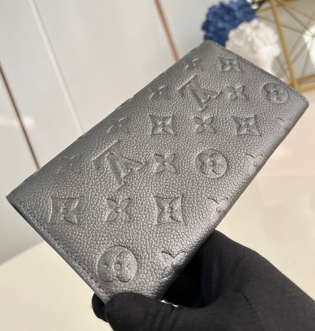 【Louis Vuitton】ルイヴィトン スーパーコピー ポルトフォイユ・サラ NM ウォレット（M12172）