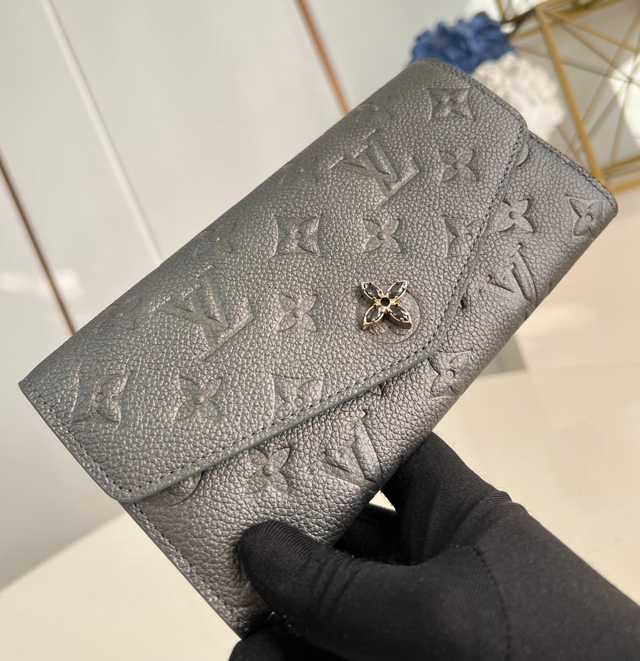 【Louis Vuitton】ルイヴィトン スーパーコピー ポルトフォイユ・サラ NM ウォレット（M12172）