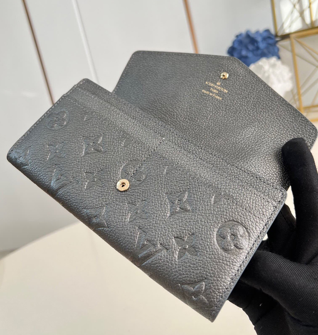 【Louis Vuitton】ルイヴィトン スーパーコピー ポルトフォイユ・サラ NM ウォレット（M12172）