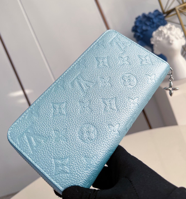 【Louis Vuitton】ルイヴィトン スーパーコピー ジッピー・ウォレット（M12680）