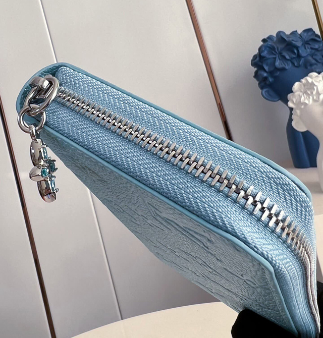 【Louis Vuitton】ルイヴィトン スーパーコピー ジッピー・ウォレット（M12680）