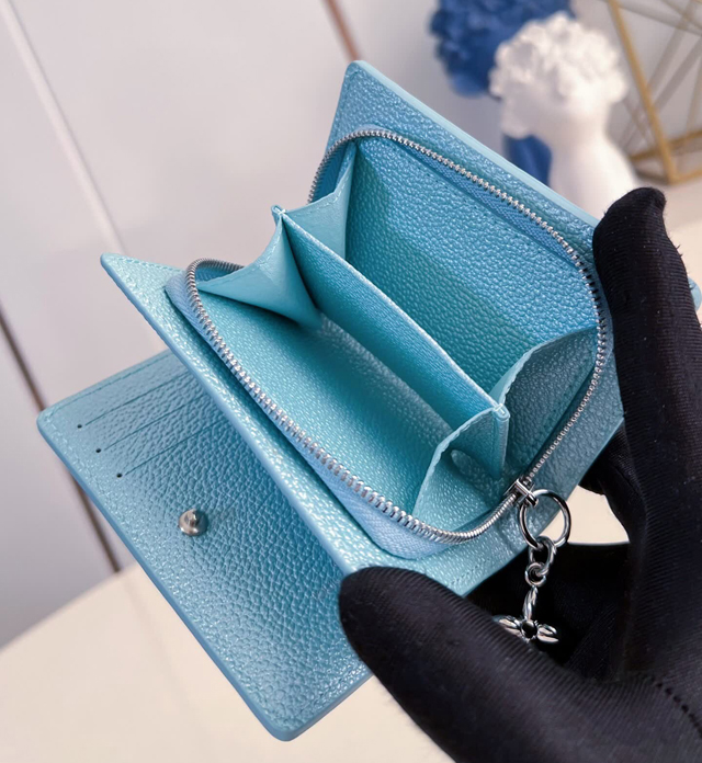 【Louis Vuitton】ルイヴィトン スーパーコピー ポルトフォイユ・クレア 財布（M12188）