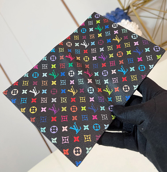 【Louis Vuitton】ルイヴィトン スーパーコピー LV × TM パスポートカバー クーヴェルテュール･パスポール NM ブラック（M13414）