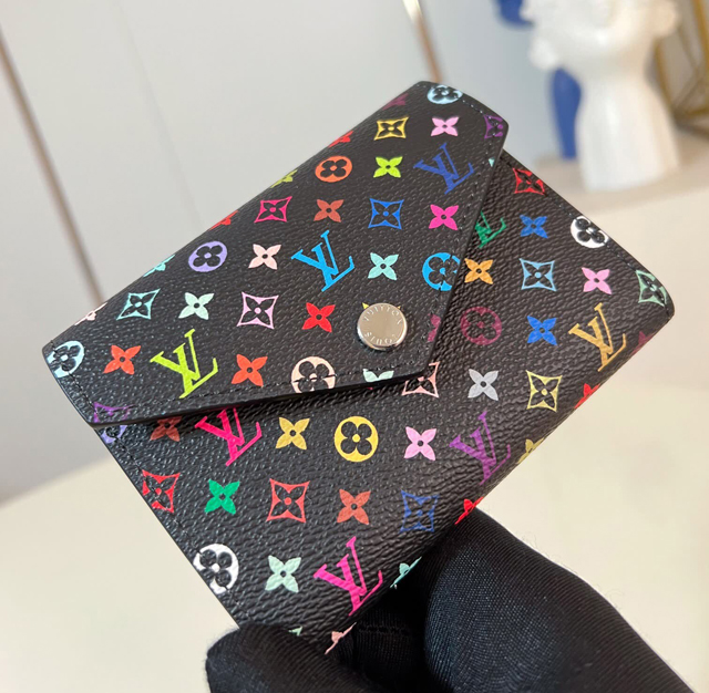 【Louis Vuitton】ルイヴィトン スーパーコピー LV × TM ポルトフォイユ･ヴィクトリーヌ ブラック（M14163）