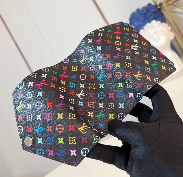 【Louis Vuitton】ルイヴィトン スーパーコピー LV × TM ポルトフォイユ･ヴィクトリーヌ ブラック（M14163）