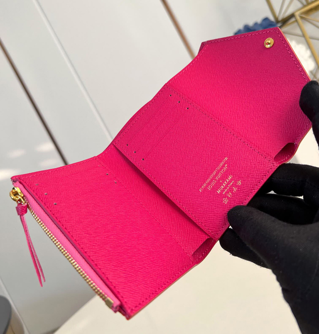 【Louis Vuitton】ルイヴィトン スーパーコピー LV × TM ポルトフォイユ･ヴィクトリーヌ ホワイト（M14163）