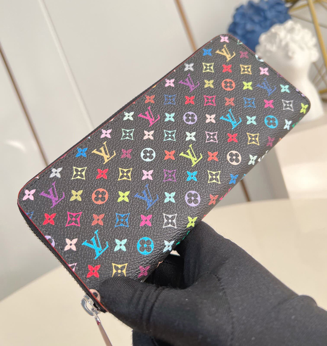 【Louis Vuitton】ルイヴィトン スーパーコピー LV × TM ポルトフォイユ・クレマンス ブラック（M13408）