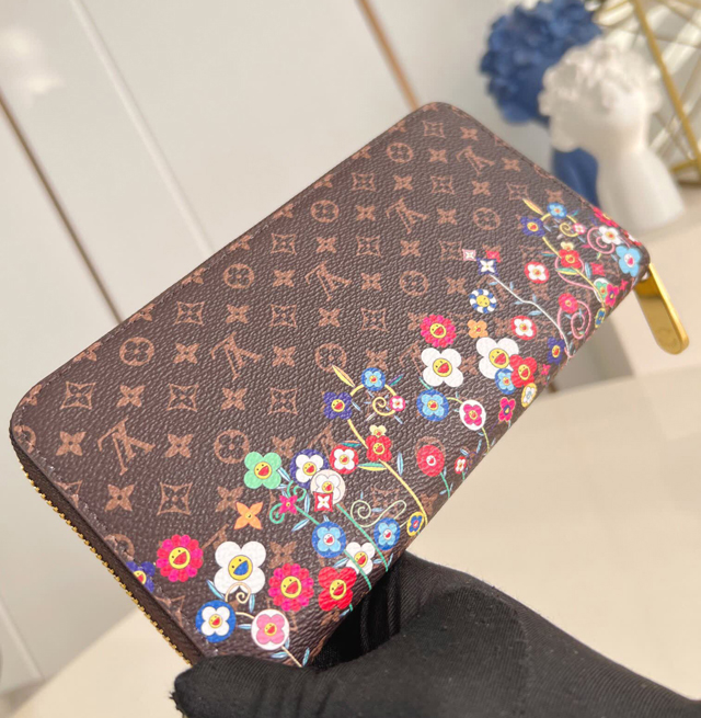 【Louis Vuitton】ルイヴィトン スーパーコピー LV × TM ジッピー･ウォレット ブラウン（M14162）