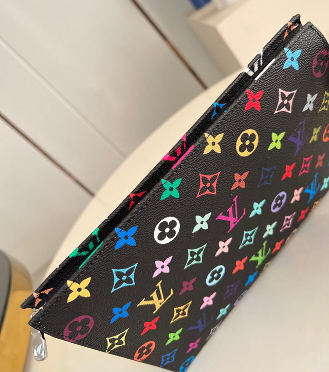 【Louis Vuitton】ルイヴィトン スーパーコピー LV x TM ポッシュ・トワレ トイレタリー ポーチ（M13746）