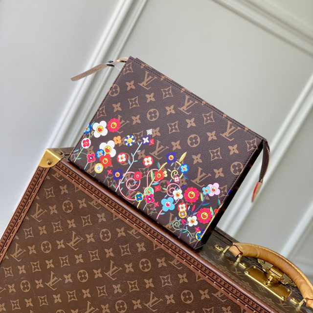  【Louis Vuitton】ルイヴィトン スーパーコピー LV x TM トイレタリーポーチ ブラウン（M14180）
