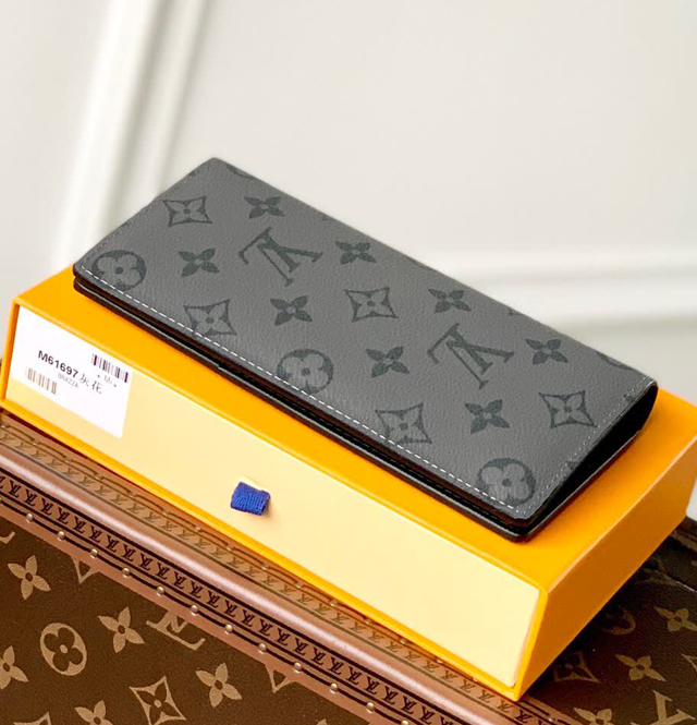 【Louis Vuitton】ルイヴィトン スーパーコピー パーソナライズ可能 ポルトフォイユ･ブラザ ブラック（M61697）