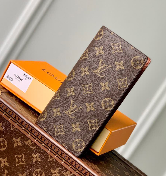 【Louis Vuitton】ルイヴィトン スーパーコピー パーソナライズ可能 ポルトフォイユ･ブラザ ブラウン（M66540）