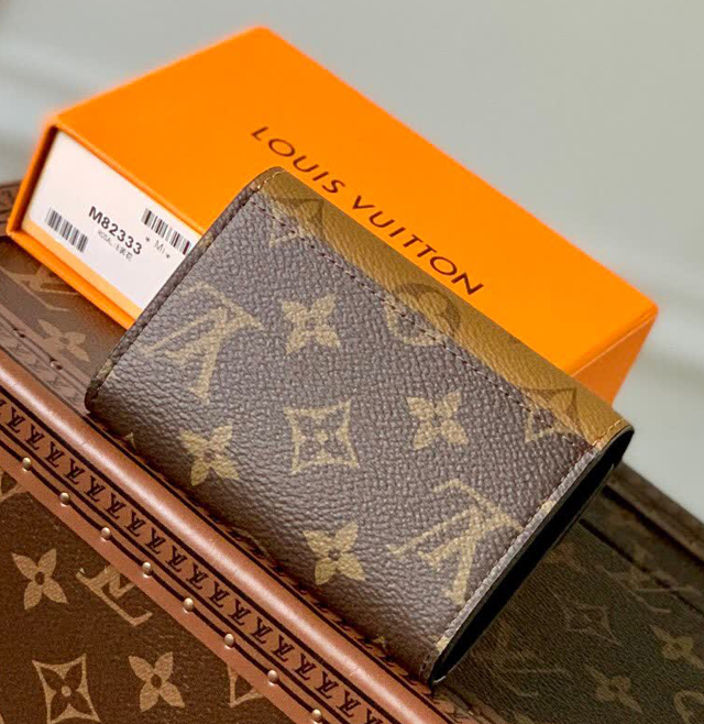【Louis Vuitton】ルイヴィトン スーパーコピー ポルトモネ･ロザリ 小ぶりの財布（M82333）