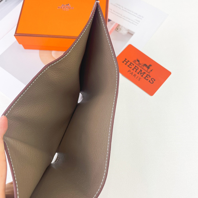 【HERMES】エルメス スーパーコピー ベアンウォレット エレファントグレー（H082875CC18）