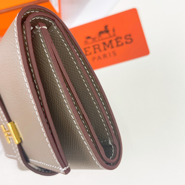 【HERMES】エルメス スーパーコピー ベアンウォレット エトゥープ（H082875）