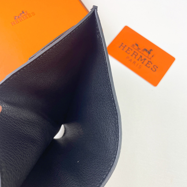 【HERMES】エルメス スーパーコピー ニュー・Hパッサン ショートウォレット ノワール（H085779CK89）