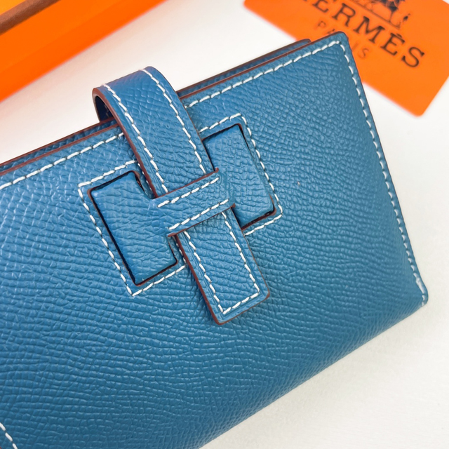 【HERMES】エルメス スーパーコピー ニュー・Hパッサン ショートウォレット ブルーザンジバル（H085779CKB3）