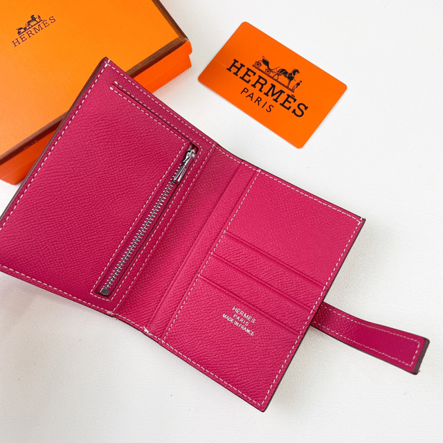 【HERMES】エルメス スーパーコピー ニュー・Hパッサン ショートウォレット ツツジパウダー（H085779）