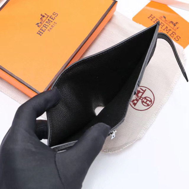 【HERMES】エルメス スーパーコピー ベアン ショートウォレット ノワール（H039790CK89）