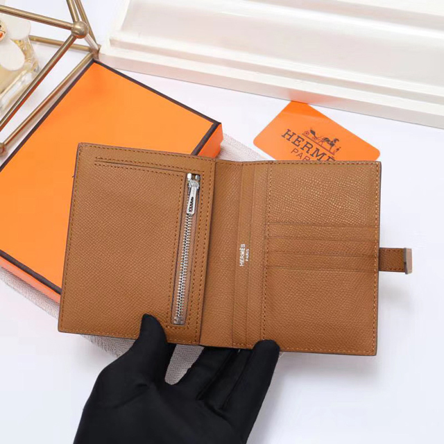 【HERMES】エルメス スーパーコピー ベアン ショートウォレット ゴールド（H039790CK37）