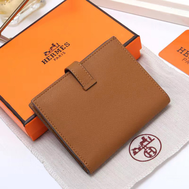 【HERMES】エルメス スーパーコピー ベアン ショートウォレット ゴールド（H039790CK37）