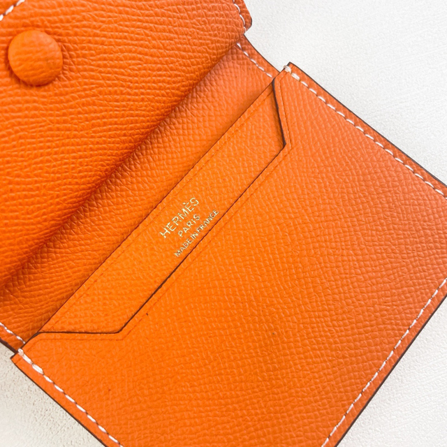 【HERMES】エルメス スーパーコピー ベアンミニウォレット オレンジ（H039796CC93）