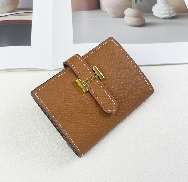 【HERMES】エルメス スーパーコピー ベアンミニウォレット キャメル（H039796CC37）