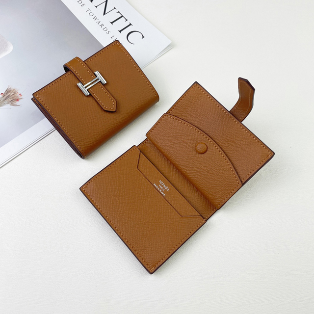 【HERMES】エルメス スーパーコピー ベアンミニウォレット ブラウン（H039796CK37）