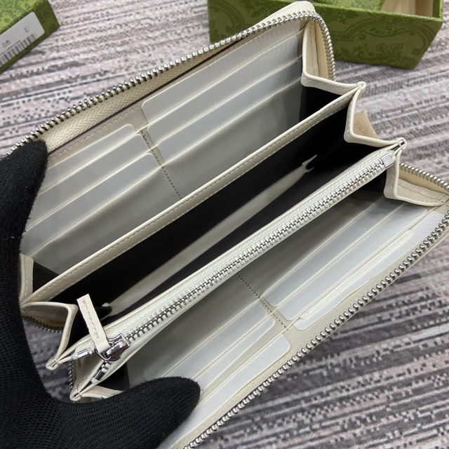 【GUCCI】グッチ 790057 ツートン ダブルG ジップ ウォレット ホワイト