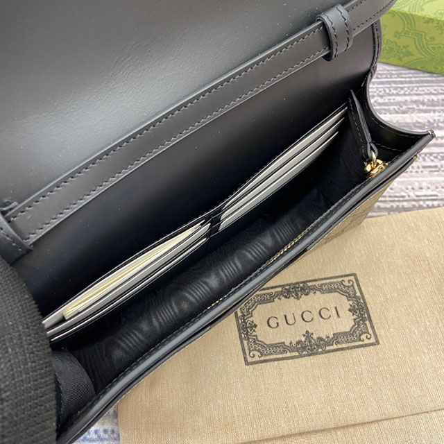 【GUCCI】グッチ 820688〔GGエンブレム〕レザーストラップ ウォレット ベージュ＆ブラック