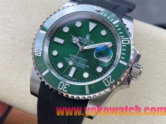 ロレックスコピー サブマリーナー 40mm 126610LV“グリーンダイアル・グリーンセラミックベゼル・904Lステンレス仕様” ユニセックスモデル