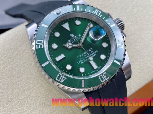 ロレックスコピー サブマリーナー 40mm 126610LV“グリーンダイアル・グリーンセラミックベゼル・904Lステンレス仕様” ユニセックスモデル