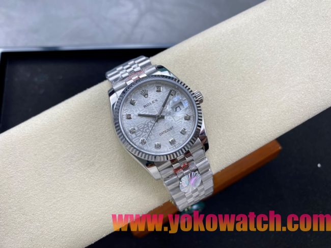 ロレックスコピー デイトジャスト 36mm 126234“シルバー文字盤・ダイヤモンドインデックス・グレイン模様（マイクロパターン）文字盤・ツートーン双頭粒帯仕様・904Lステンレス仕様” ユニセックスモデル  