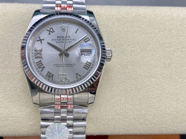 ロレックスコピー デイトジャスト 36mm 126234“シルバー文字盤・ローマ数字インデックス（III・VI・IX・XII時位置にダイヤモンド）・904Lステンレス仕様” ユニセックスモデル