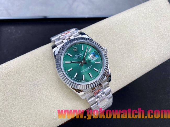 ロレックスコピー デイトジャスト 41mm 126200“エメラルドグリーン文字盤・バトンインデックス＋双頭粒帯仕様” ユニセックスモデル
