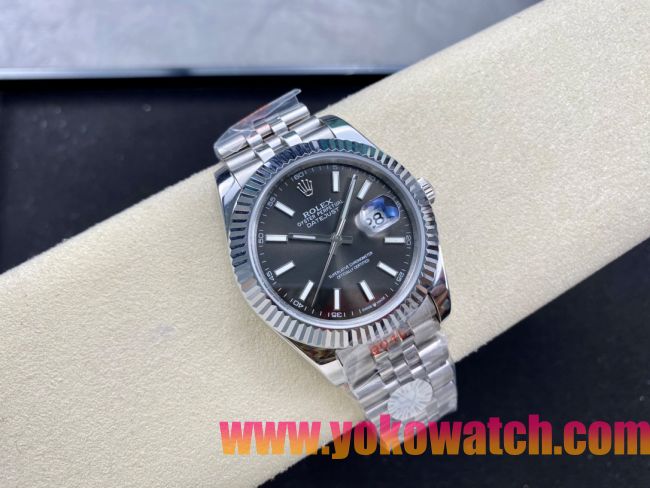 ロレックスコピー デイトジャスト 41mm 126234“ブラック文字盤・バトンインデックス＋三角坑紋ベゼル（リングコマンド機能搭載）＋双頭粒ブレスレット” メンズ専用モデル 