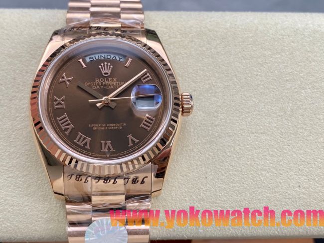 ロレックスコピー デイデイト 36mm 228235“チョコレート文字盤・ローマ数字インデックス＋リングコマンド機能搭載三角坑紋ベゼル（光圈）＋ブレスレット” レディース専用モデル 