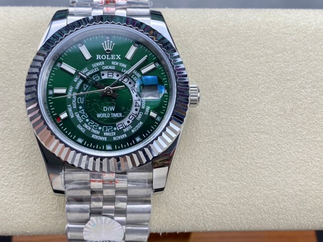 ロレックスコピー スカイウォーカー（Sky-Dweller）42mm 326935“グリーン文字盤・世界時計機能搭載リングコマンドベゼル＋ブレスレット” メンズ専用モデル