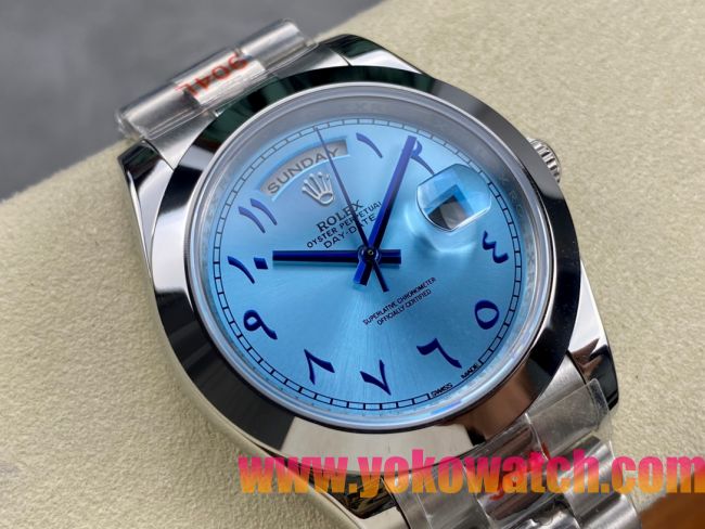 ロレックスコピー デイデイト（Day-Date）40mm 228206“スカイブルー文字盤・アラビア数字インデックス＋リングコマンド機能搭載三角坑紋ベゼル（光圈）＋ブレスレット” メンズ専用モデル