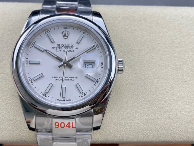 ロレックスコピー デイトジャスト（Datejust）41mm 126300“ホワイト文字盤・バトンインデックス＋リングコマンド機能搭載三角坑紋ベゼル＋ブレスレット” メンズ専用モデル