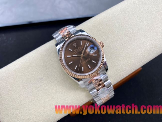 ロレックスコピー デイトジャスト（Datejust）36mm 126233“ブラウン文字盤・バトンインデックス＋リングコマンド機能搭載三角坑紋ベゼル＋ブレスレット” メンズ専用モデル