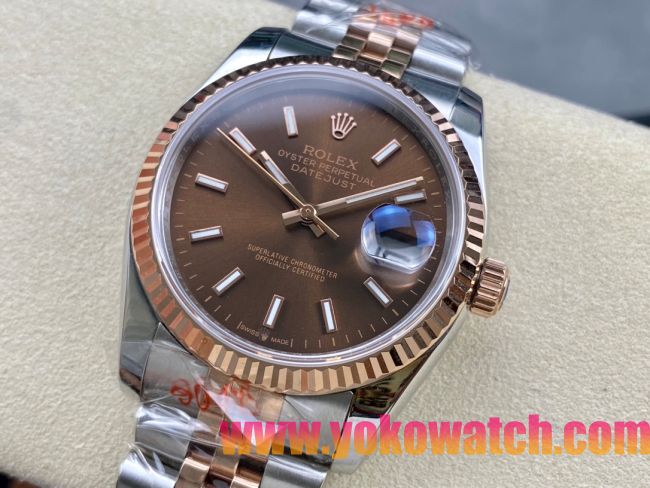 ロレックスコピー デイトジャスト（Datejust）36mm 126233“ブラウン文字盤・バトンインデックス＋リングコマンド機能搭載三角坑紋ベゼル＋ブレスレット” メンズ専用モデル